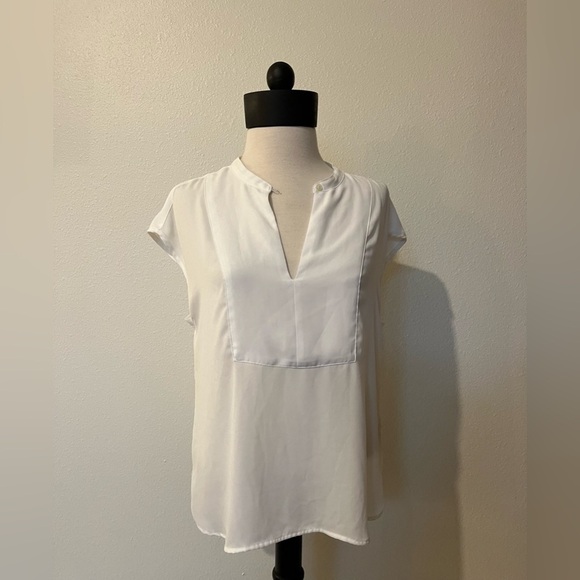 J. Crew Tops - J. Crew White V-Neck Blouse women’s size M